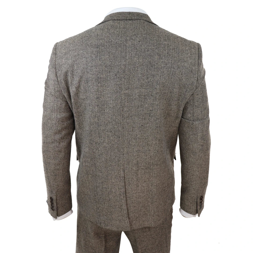281-03 - Men's Oak 3 Piece Tweed Suit Herringbone Wool Fit