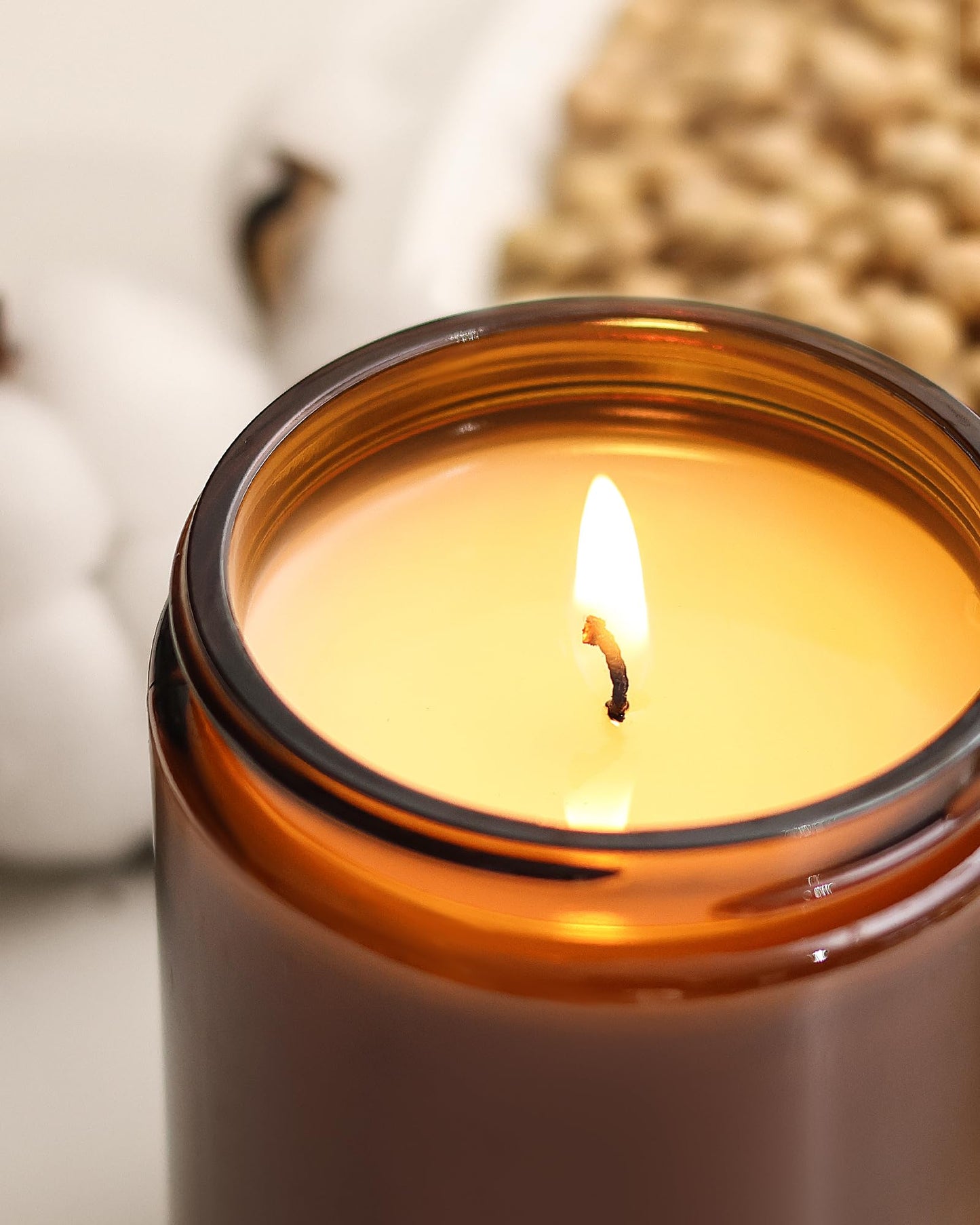 AOOVOO Apple Cinnamon Candles – 22 oz Soy Scented Candle for Home & Aromatherapy